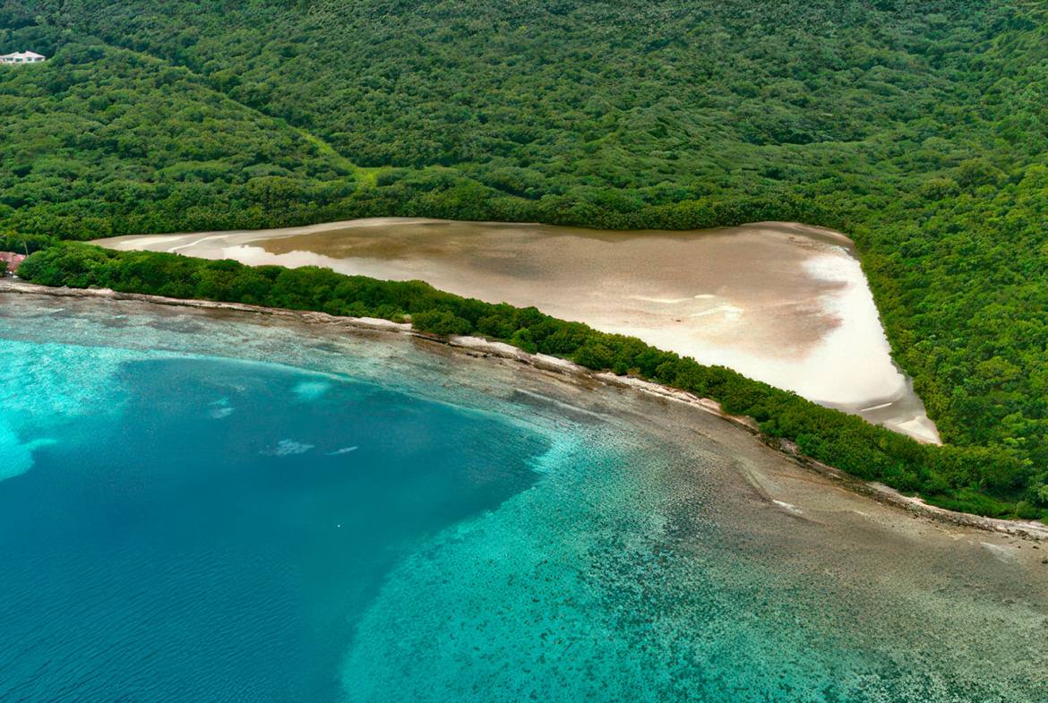 Beachfront estate grounds at Tamarindo, Culebra